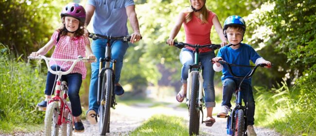 Family cycling: How to keep the fun